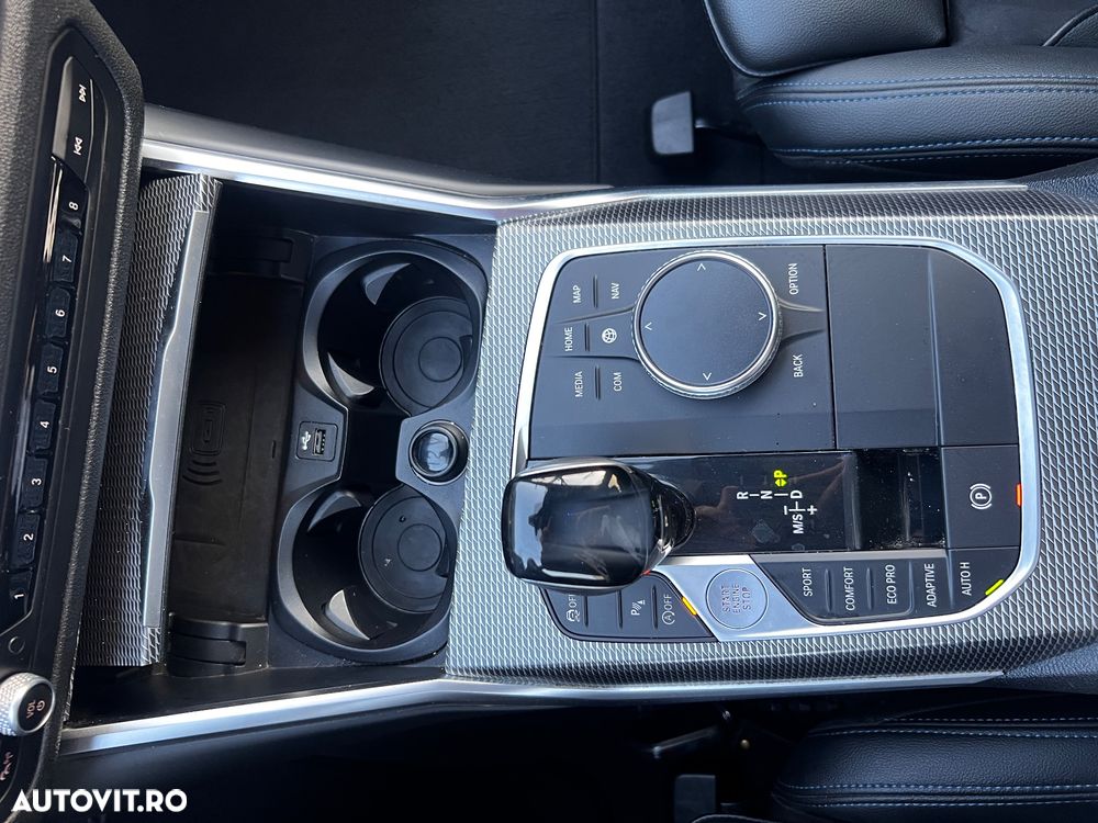 BMW Seria 3 320i xDrive AT - 14