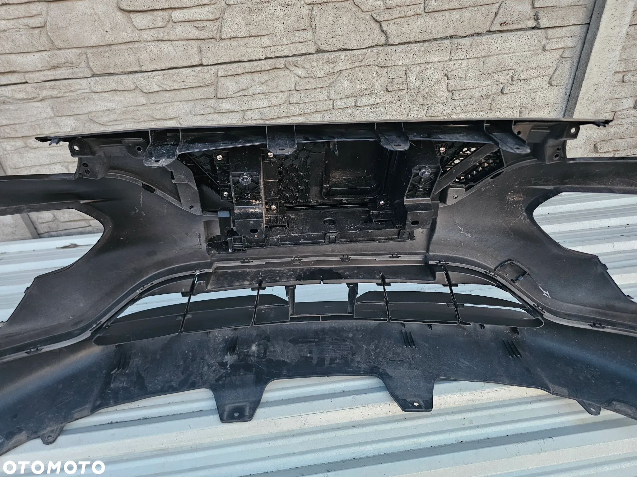 Dacia Spring    zderzak przod - 6
