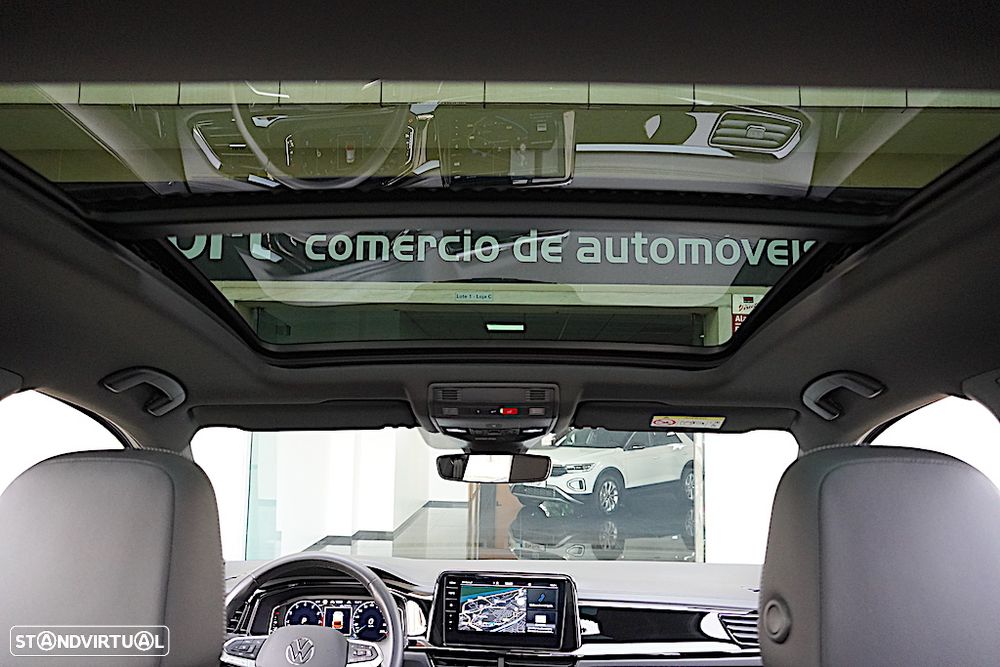 VW T-Roc 1.5 TSI R-Line DSG - 51