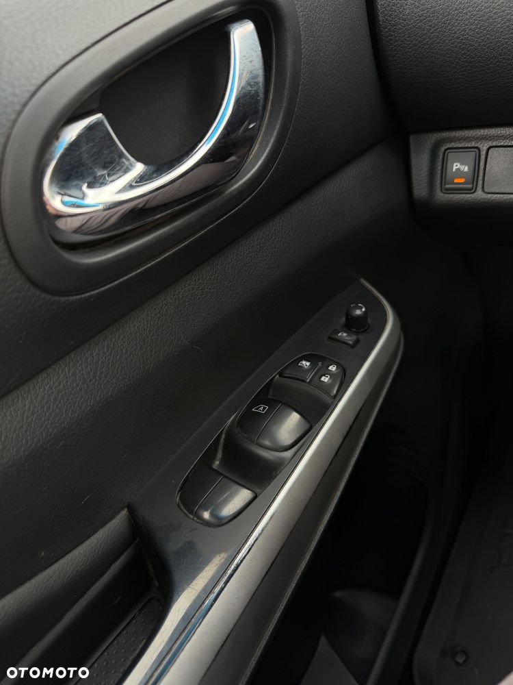 Nissan Navara - 16