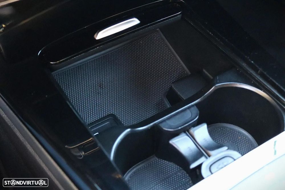 Mercedes-Benz CLA 250 e 8G-DCT AMG Line - 23