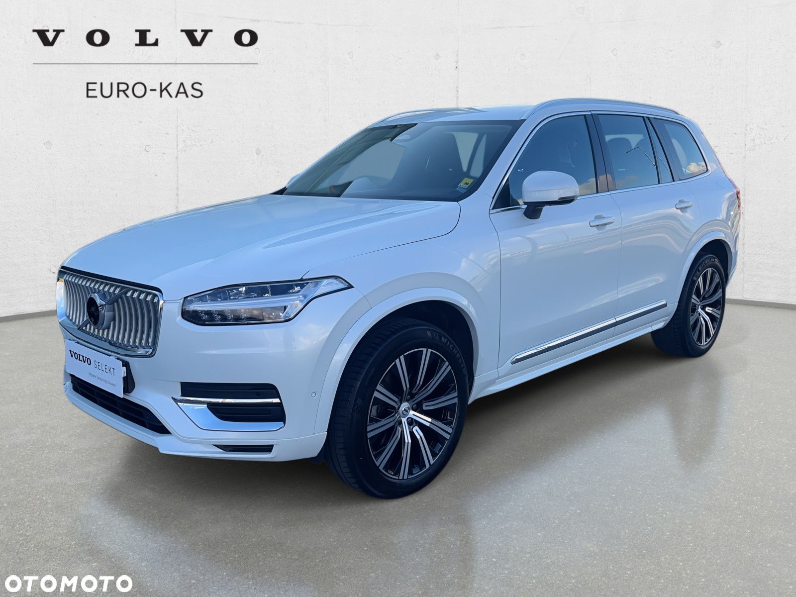 Volvo XC 90 - 1