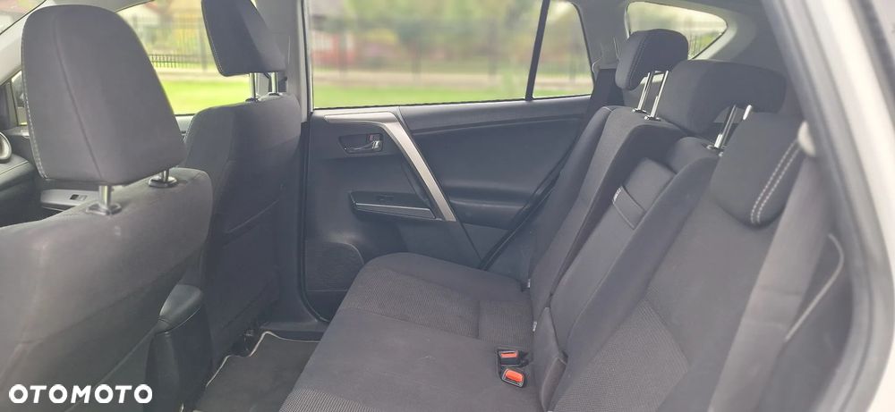 Toyota RAV4 ver-2-5-4x2-hybrid-comfort - 14