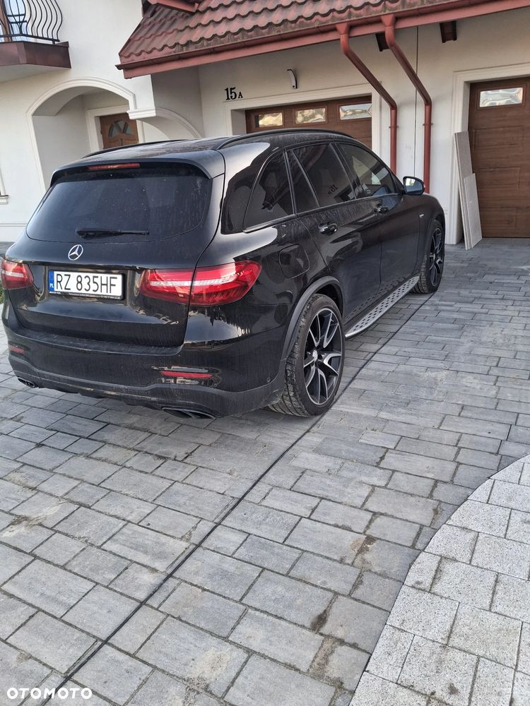 Mercedes-Benz GLC - 4