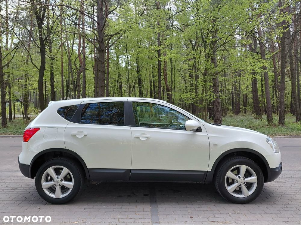 Nissan Qashqai - 11