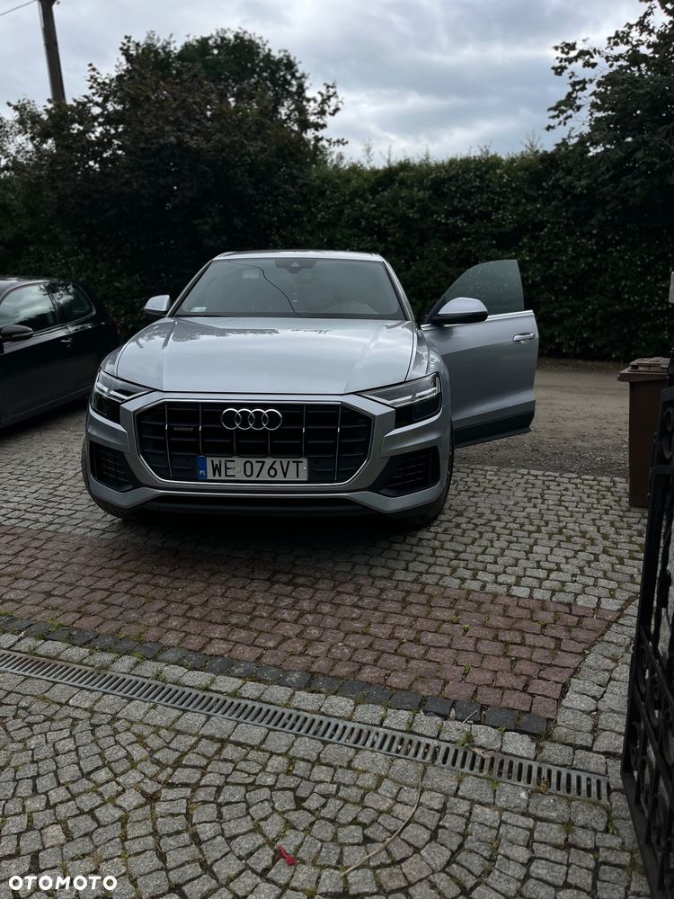 Audi Q8 - 2