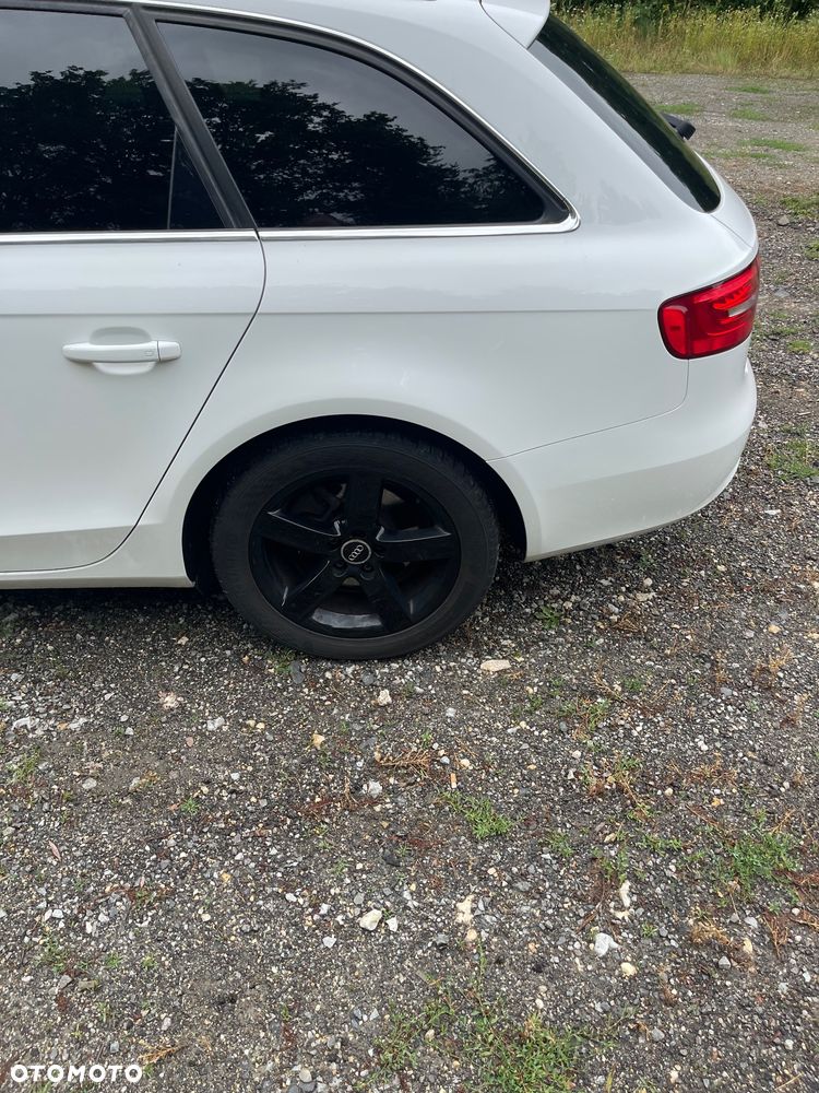 Audi A4 Avant 2.0 TDI DPF Ambition - 4
