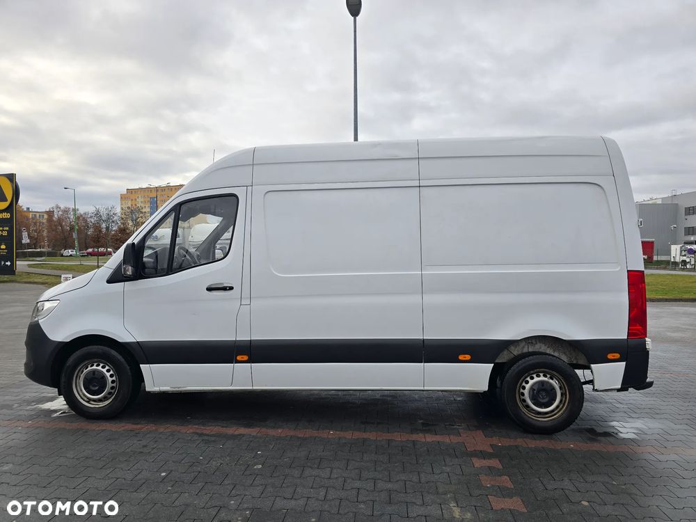 Mercedes-Benz Sprinter - 3
