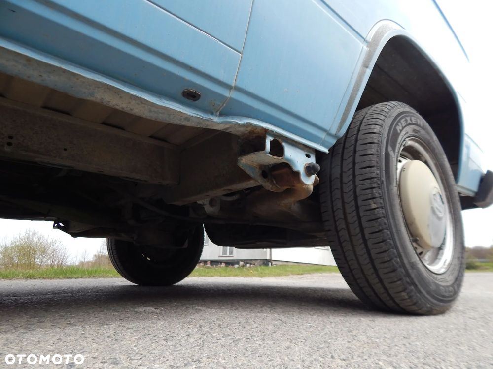 Volkswagen Transporter - 17