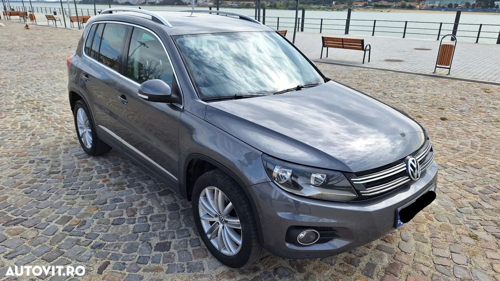 Volkswagen Tiguan - 9