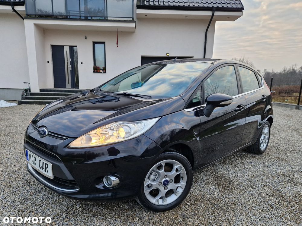 Ford Fiesta 1.25 Celebration - 1