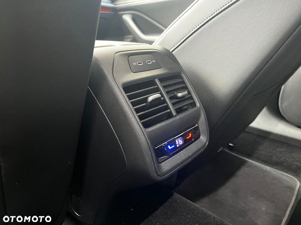 Volkswagen Passat Variant 1.5 TSI ACT mHEV Business Plus DSG - 18