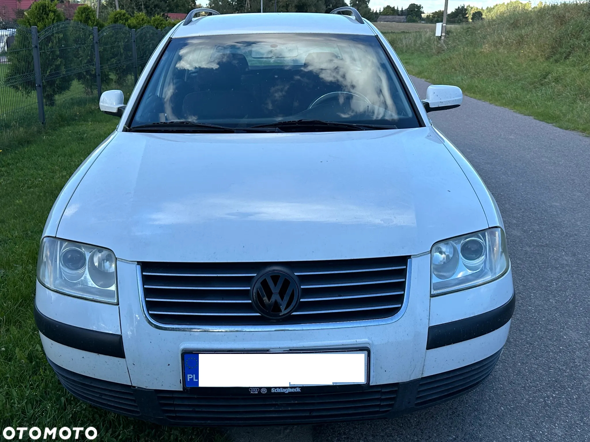 Volkswagen Passat - 2