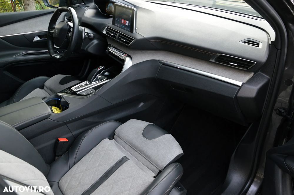 Peugeot 3008 PHEV 300 EAT8 4X4 GT - 22