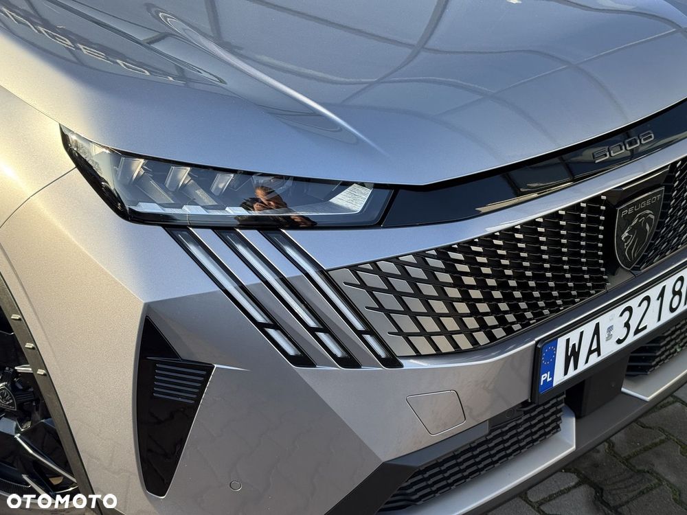 Peugeot 5008 - 5
