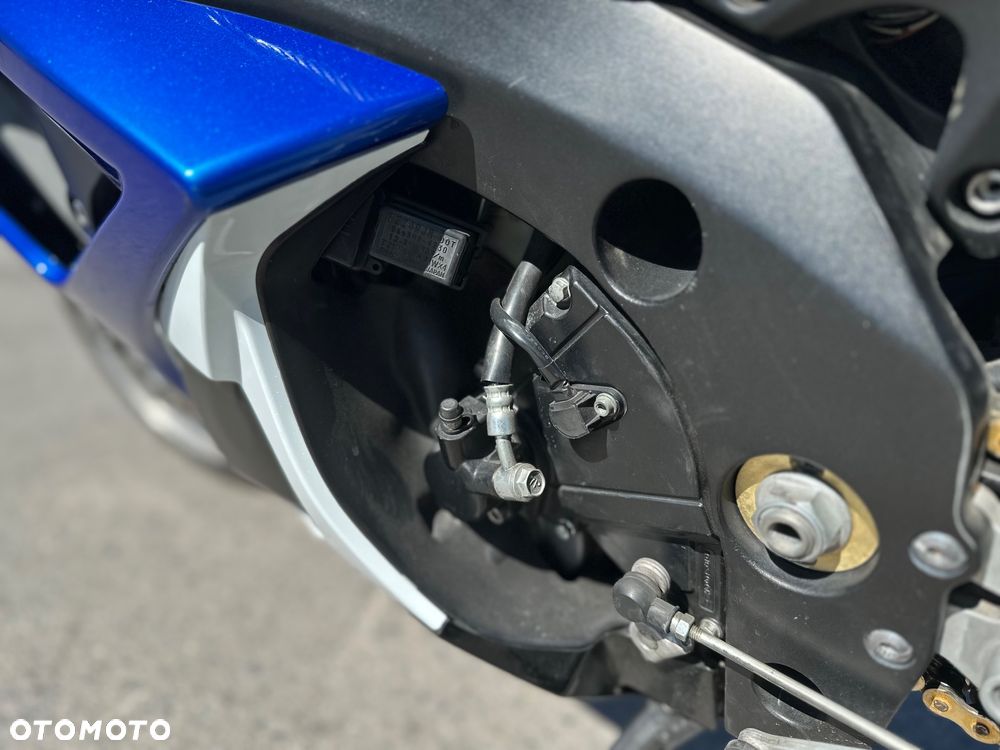 Suzuki GSX-R - 12