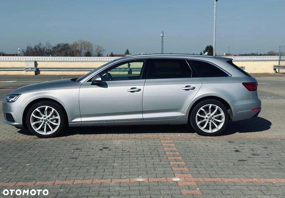 Audi A4 Avant 2.0 TDI S tronic - 12