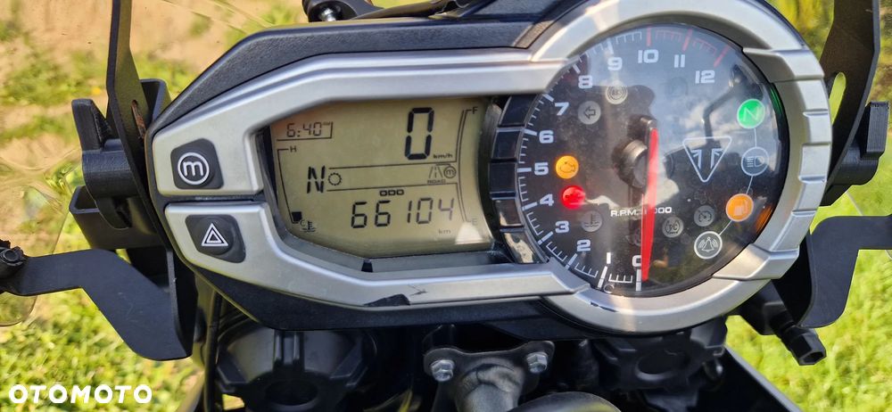 Triumph Tiger - 10