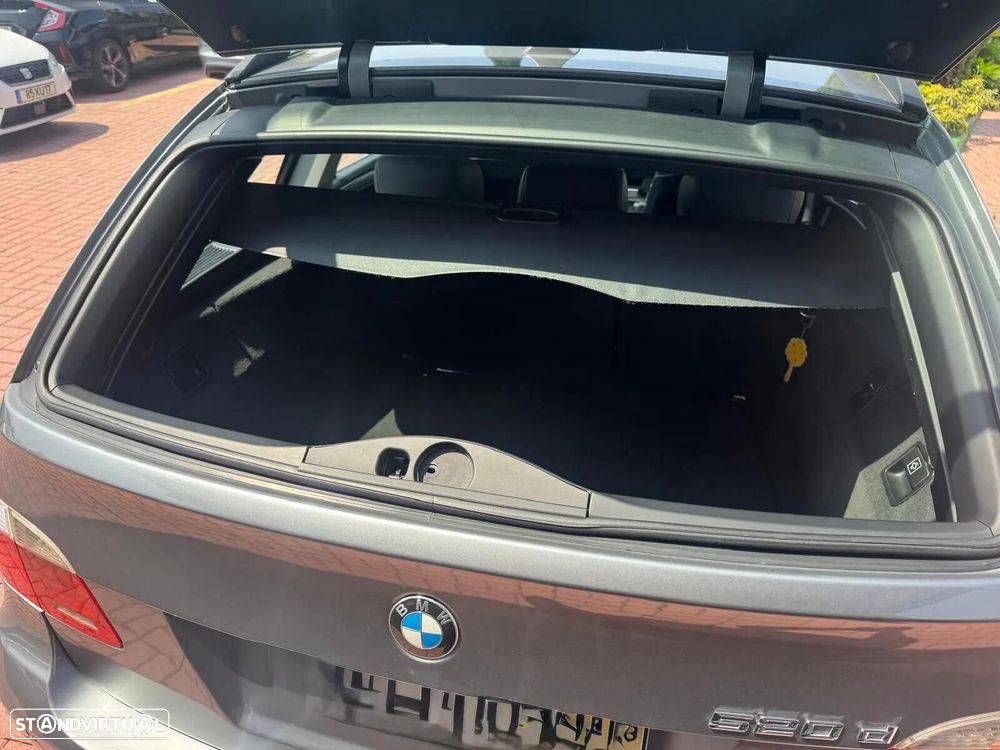 BMW 520 - 16