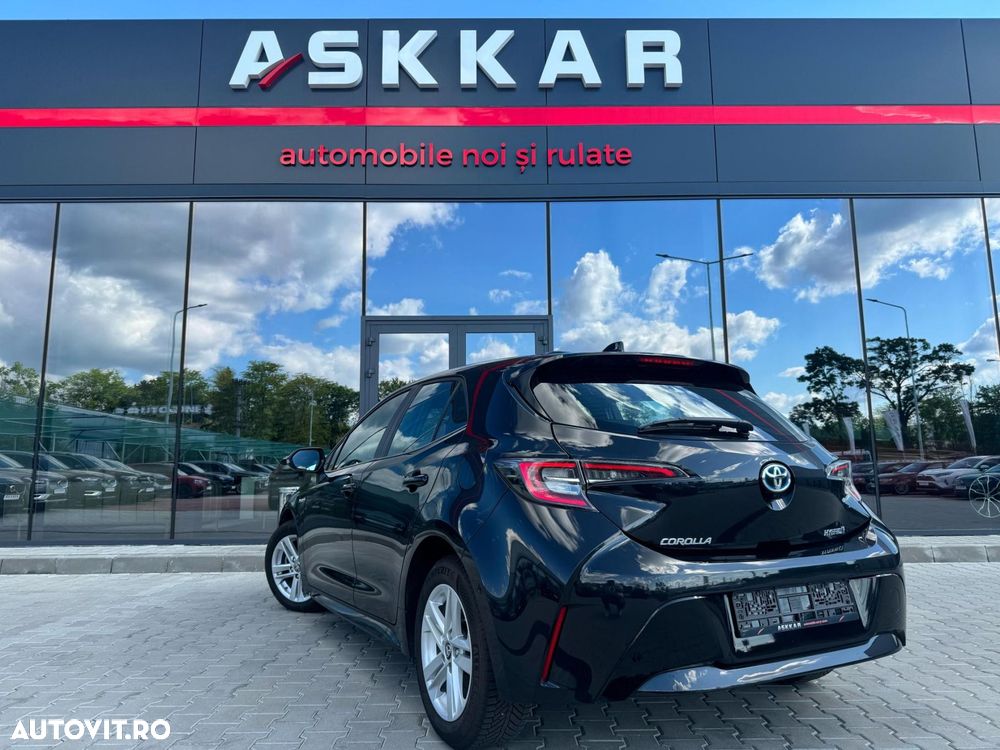 Toyota Corolla 1.8 HSD Dynamic - 9