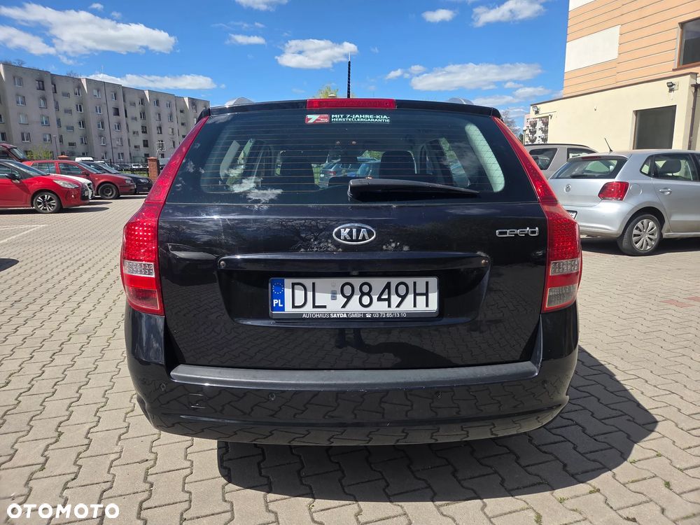 Kia Ceed 1.4 CVVT Attract - 8