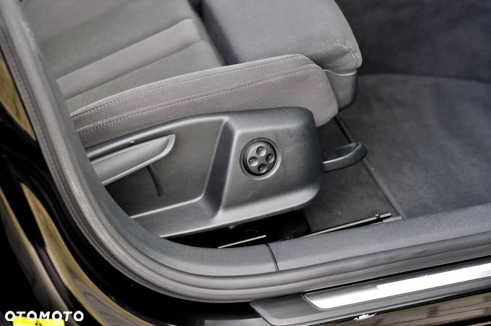 Audi A4 Avant 40 TDI S tronic advanced - 21