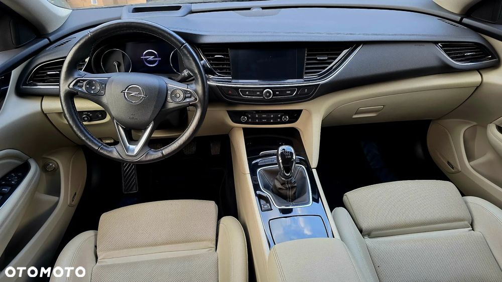 Opel Insignia 1.6 Direct InjectionTurbo Dynamic - 24