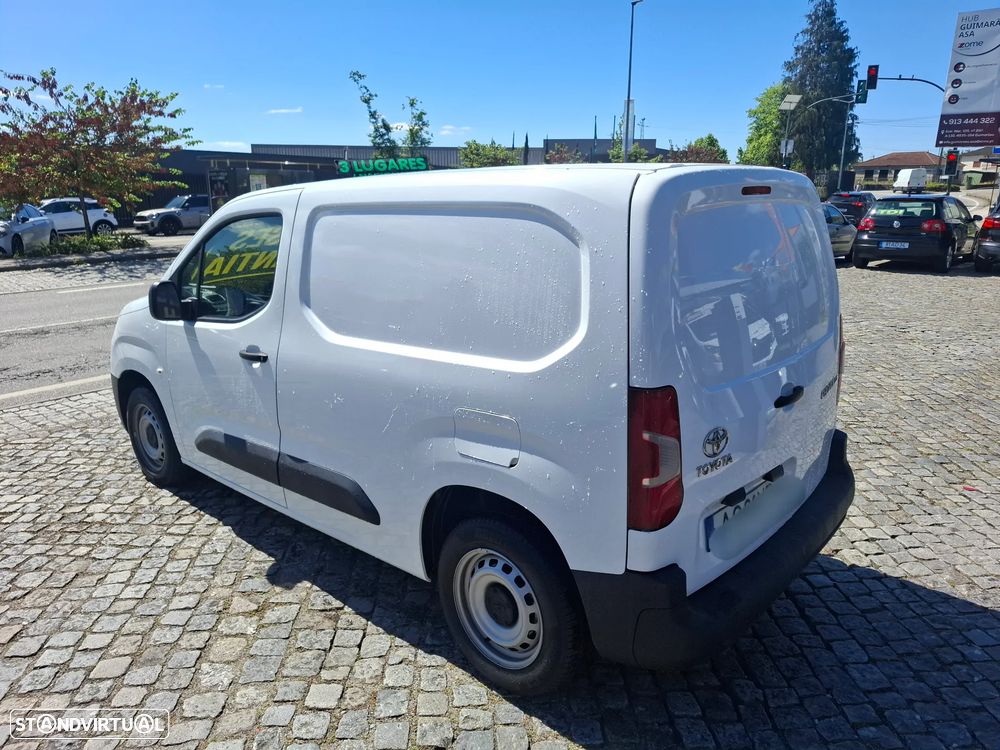 Toyota PROACE CITY 3LUGARES - 16