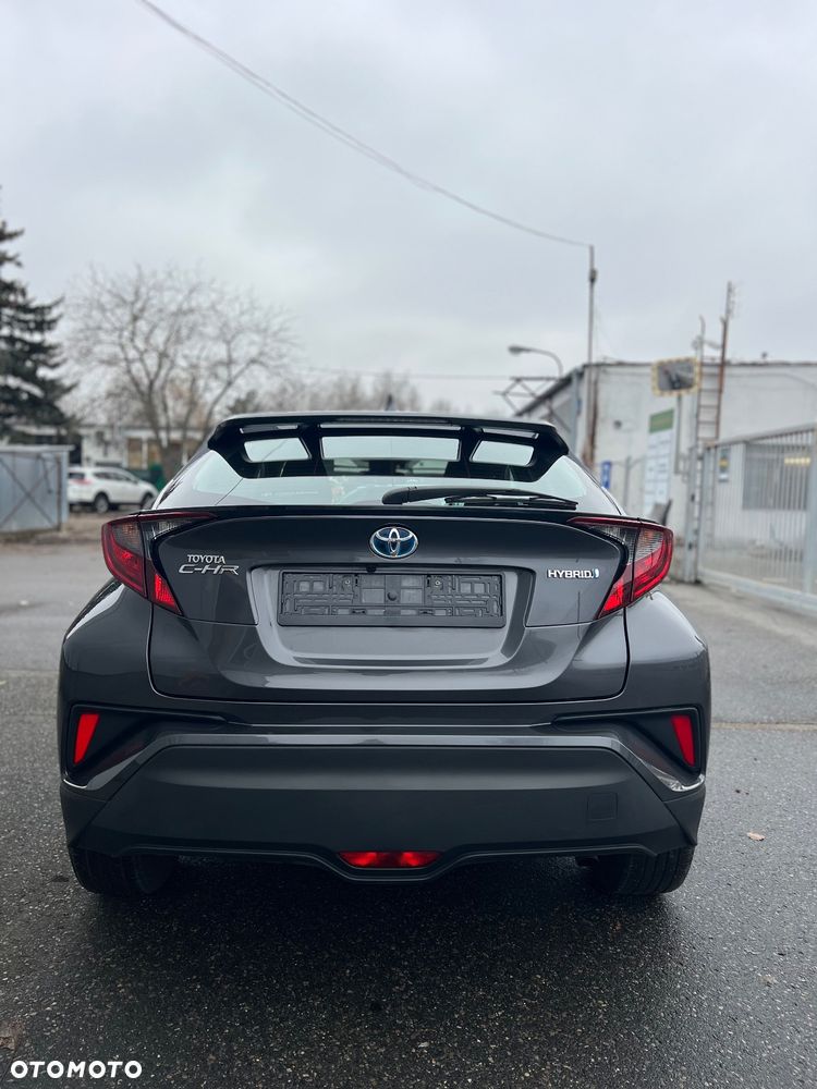 Toyota C-HR - 6
