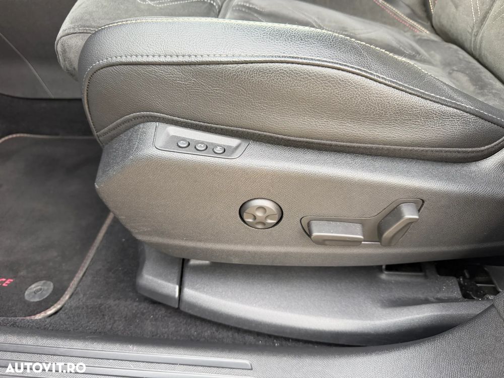 DS Automobiles DS 7 Crossback 1.6 PHeV FWD 225 EAT8 PERFORMANCE LINE + - 22