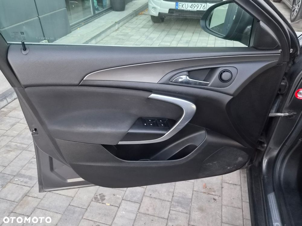 Opel Insignia 1.8 - 18