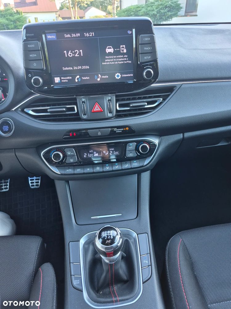Hyundai i30 1.5 T-GDI 48V-Hybrid N-Line - 4