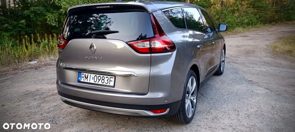 Renault Grand Scenic - 13