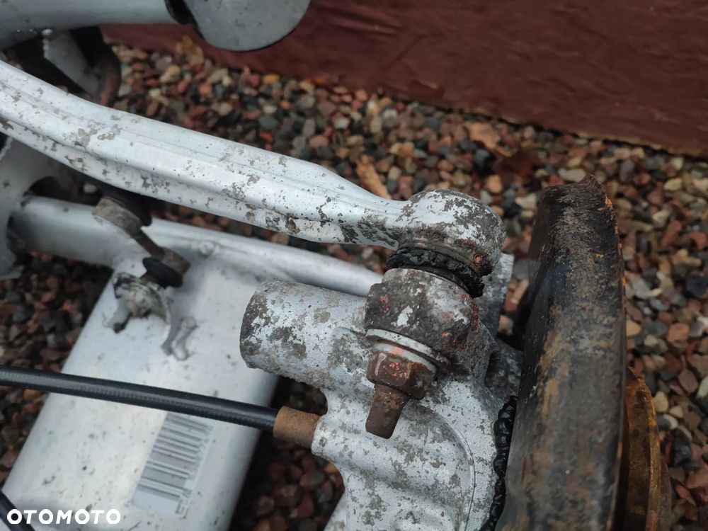 BMW E39 SEDAN ORYGINALNY KOMPLETNY WÓZEK TYŁ / BELKA ZAWIESZENIA TYŁ DO NADWOZIA SEDAN O NR.  33 31 1 097 248 / 33 31 1 094 296 / 33 31 1 094 512 / 33 31 1 094 272 / 33 31 1 092 871 OEM W BARDZO DOBRYM STANIE - 16