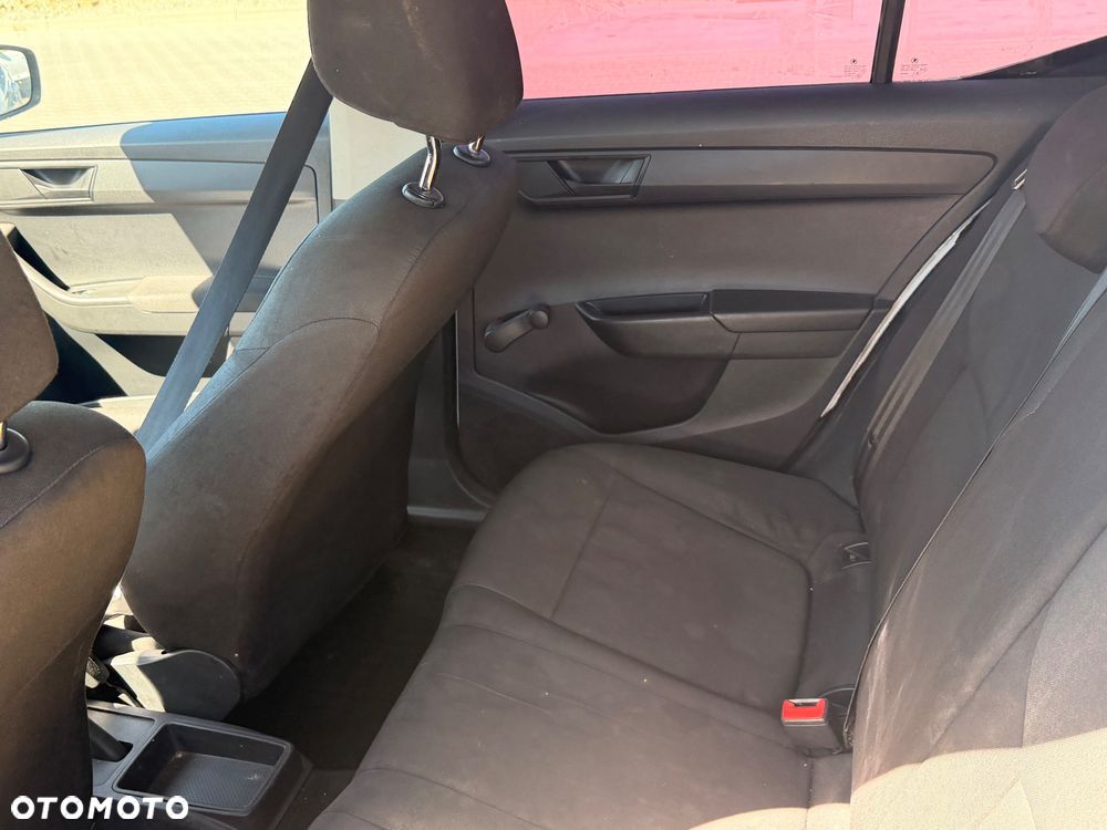 Skoda Fabia 1.0 Active - 9