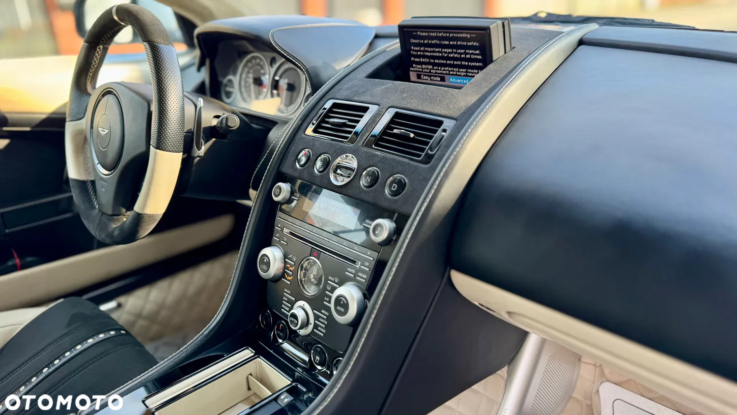 Aston Martin DBS Cabrio Touchtronic - 9