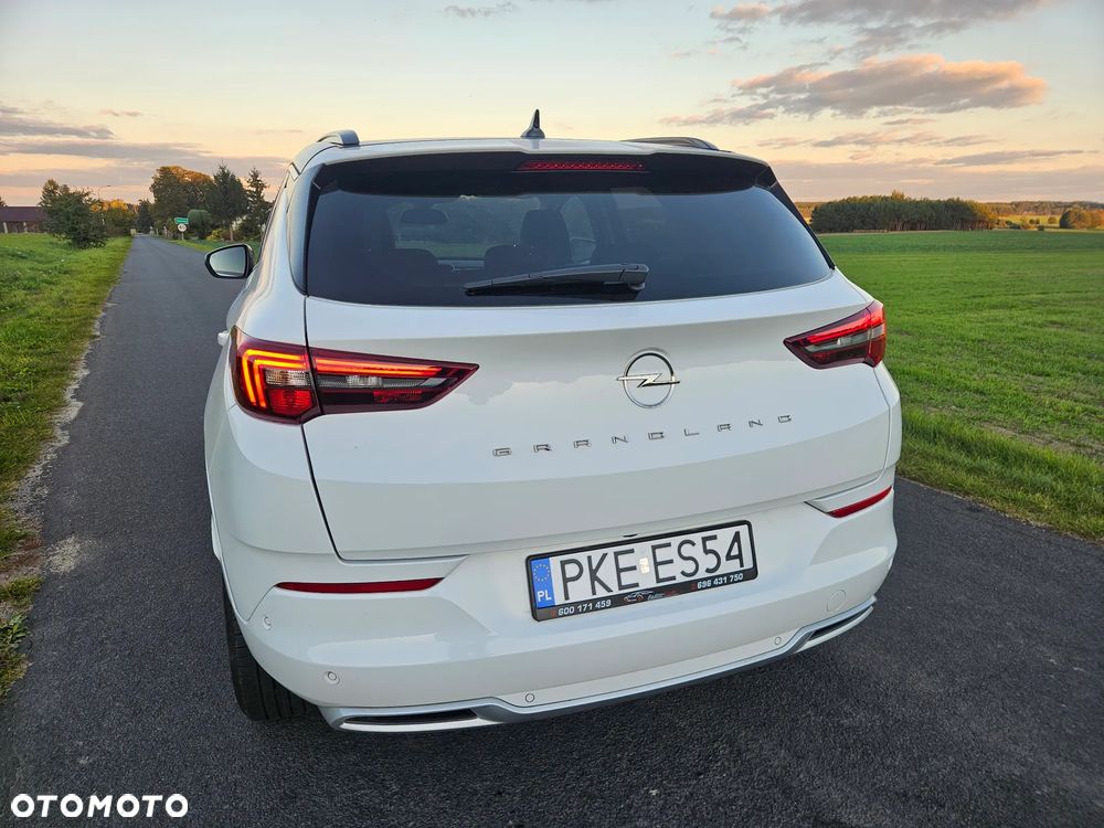 Opel Grandland X 1.2 Start/Stop Business Elegance - 11
