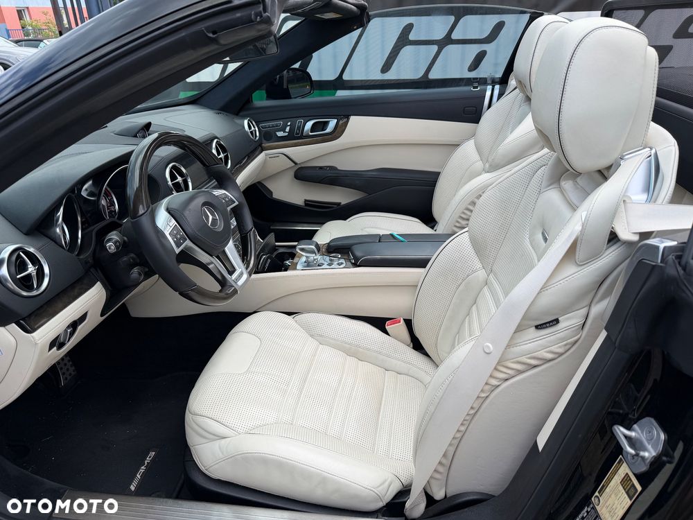 Mercedes-Benz SL 63 AMG - 20