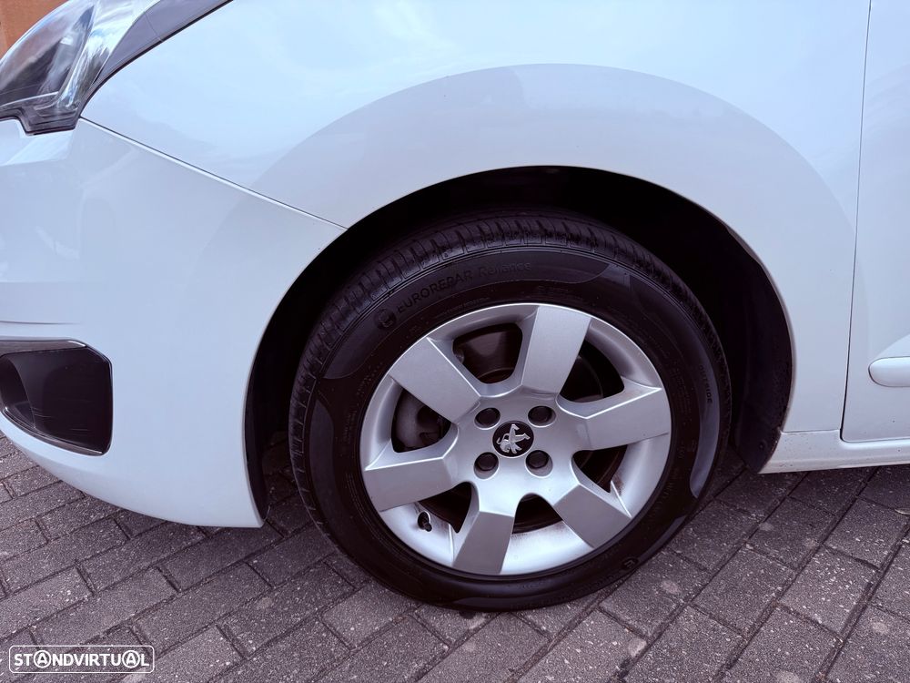 Peugeot 5008 1.6 BlueHDi Style EAT6 - 12