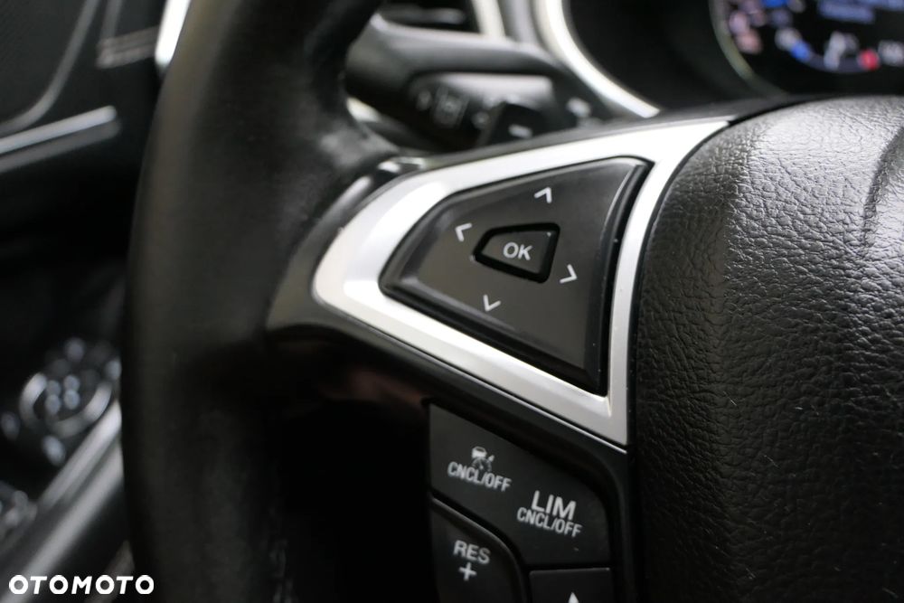 Ford S-Max - 27