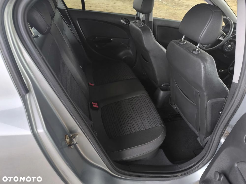Opel Corsa 1.4 16V Energy - 10