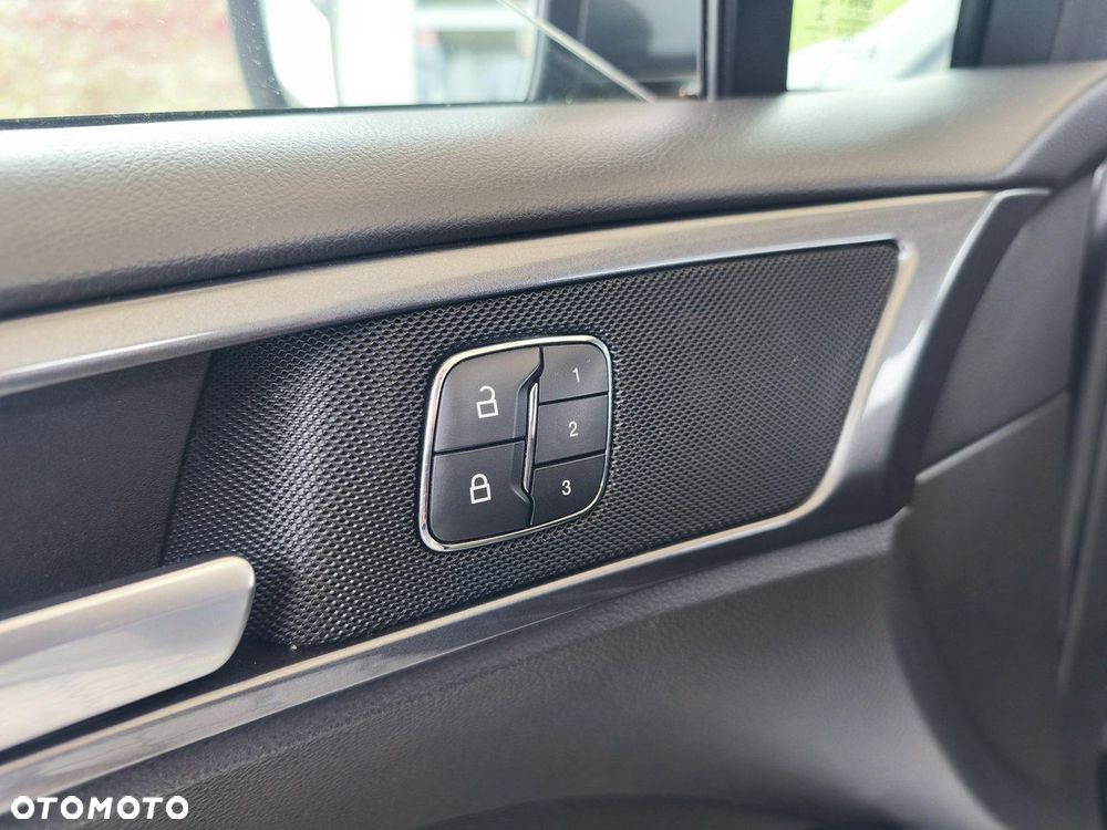 Ford Mondeo 1.5 EcoBoost Trend - 17