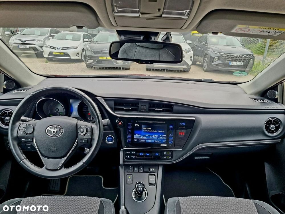 Toyota Auris Hybrid 135 Prestige - 14
