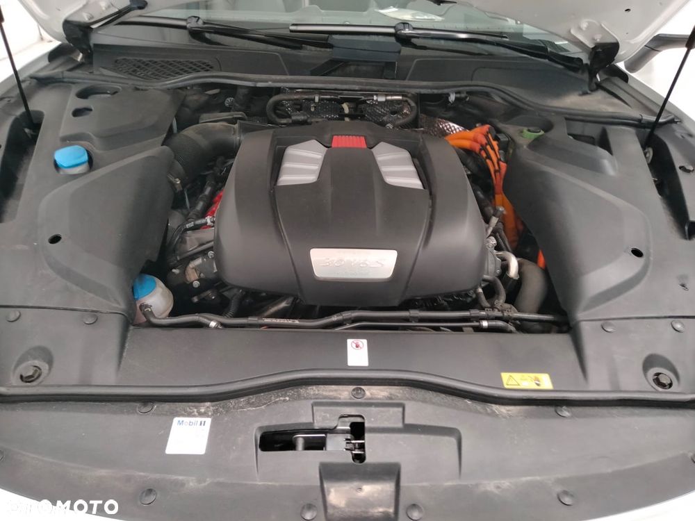 Porsche Cayenne - 10