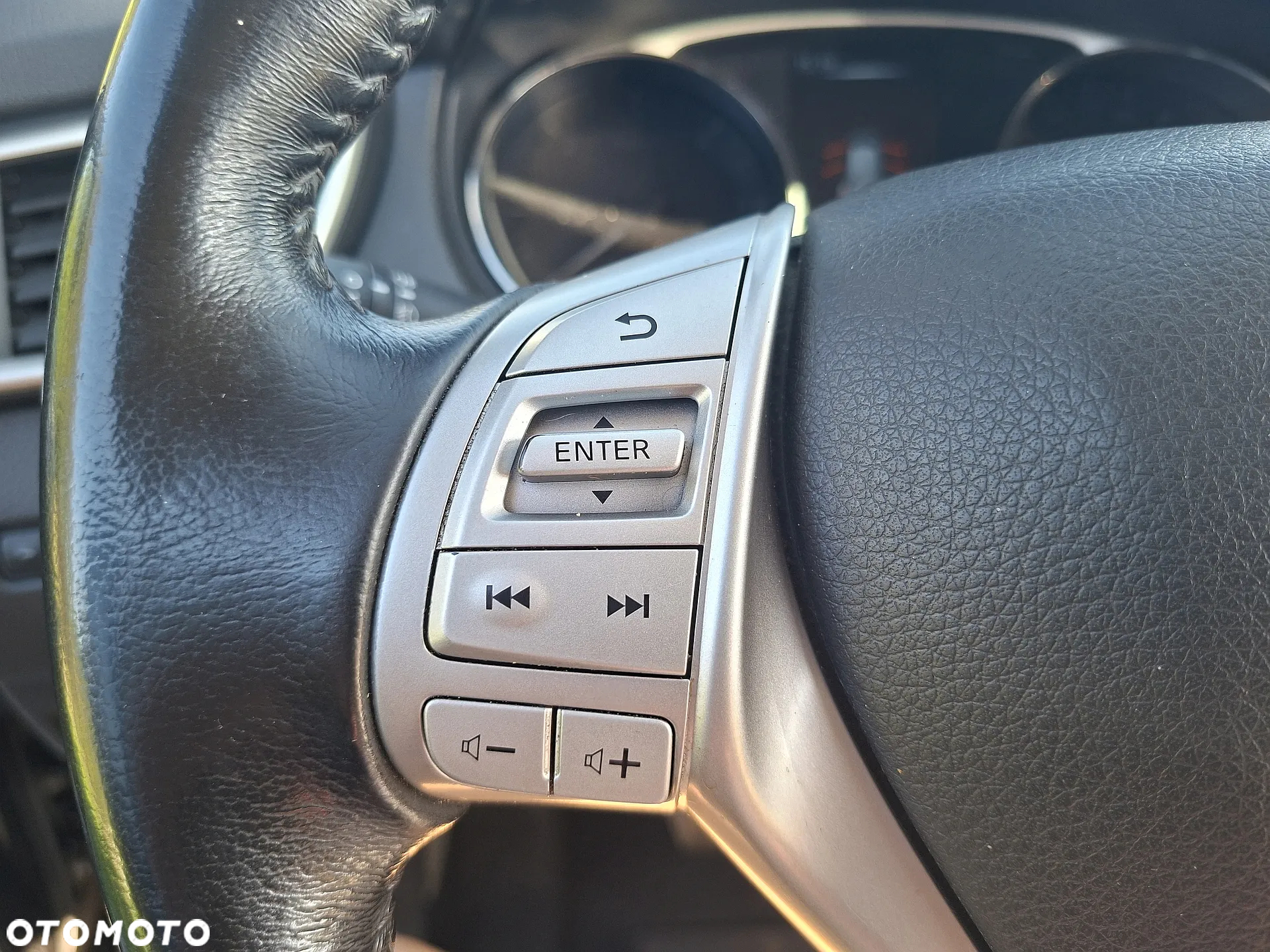 Nissan X-Trail - 26