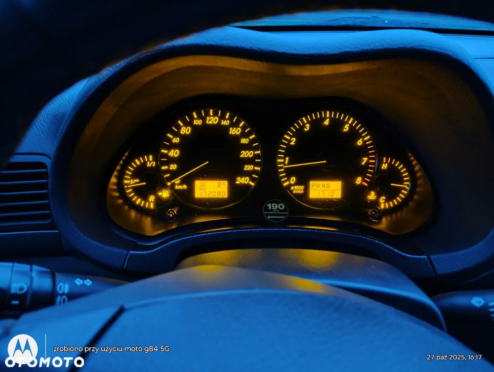 Toyota Avensis 2.0 VVT-i Automatik Executive - 35