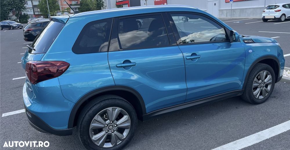 Suzuki Vitara 1.4 Boosterjet MHEV Passion - 4