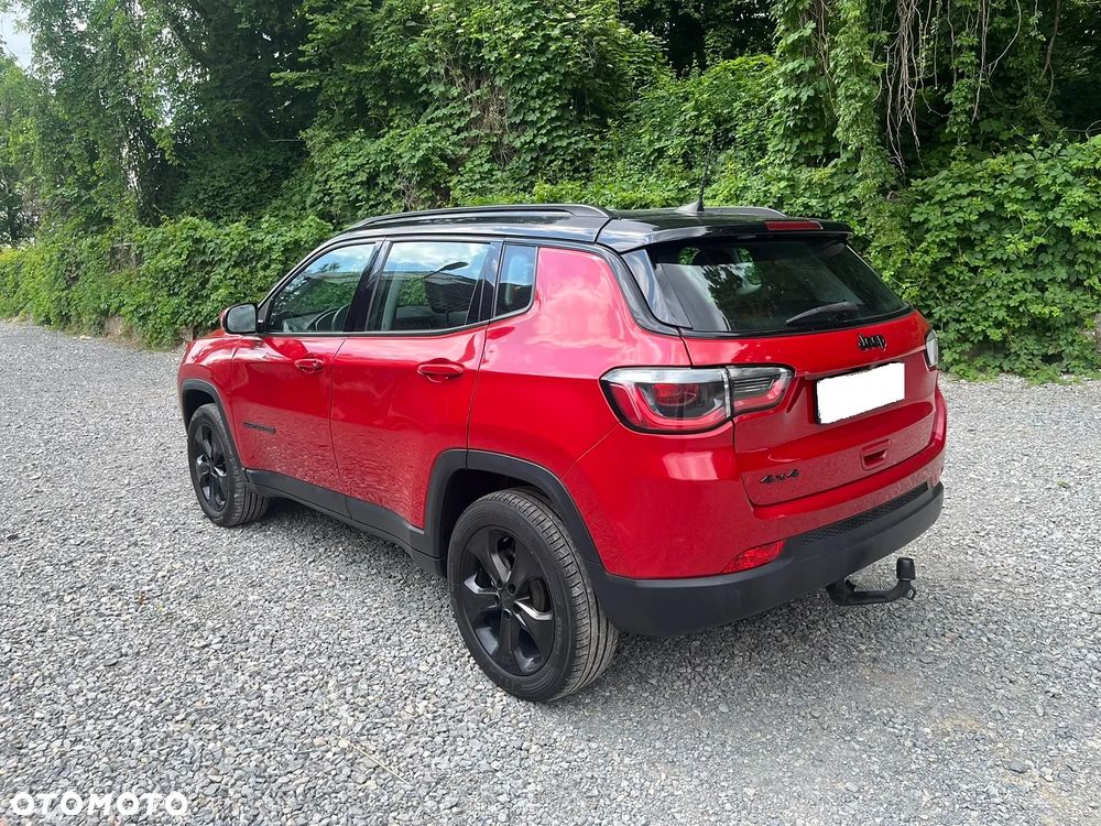Jeep Compass - 24