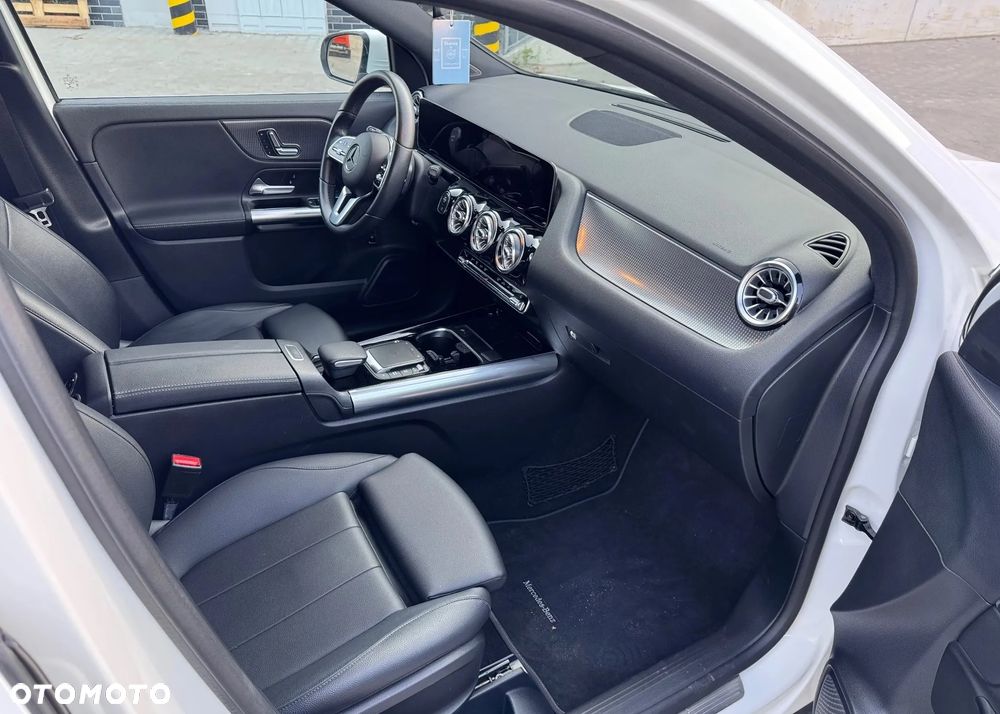 Mercedes-Benz GLA 250 4-Matic - 7