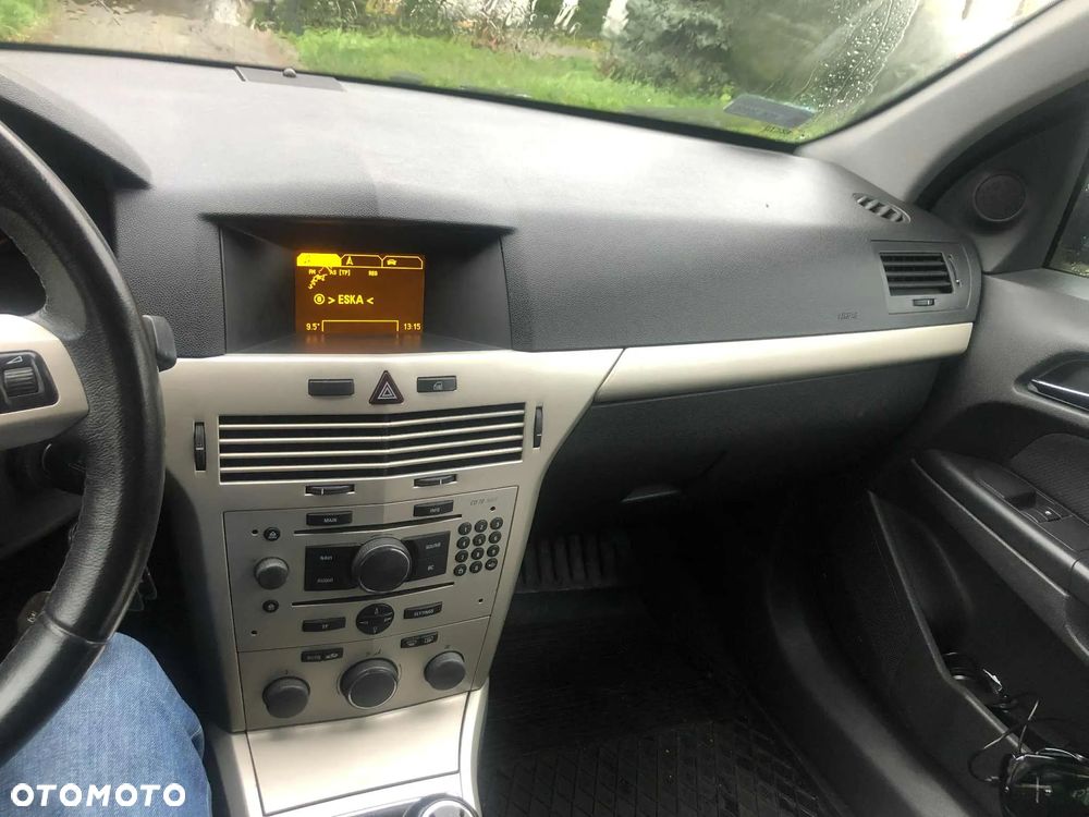 Opel Astra III 1.6 Cosmo - 10
